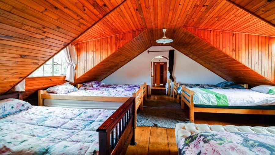 8 Bedroom Property for Sale in Knysna Central Western Cape